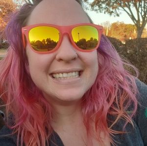 Meet your Posher, Danice